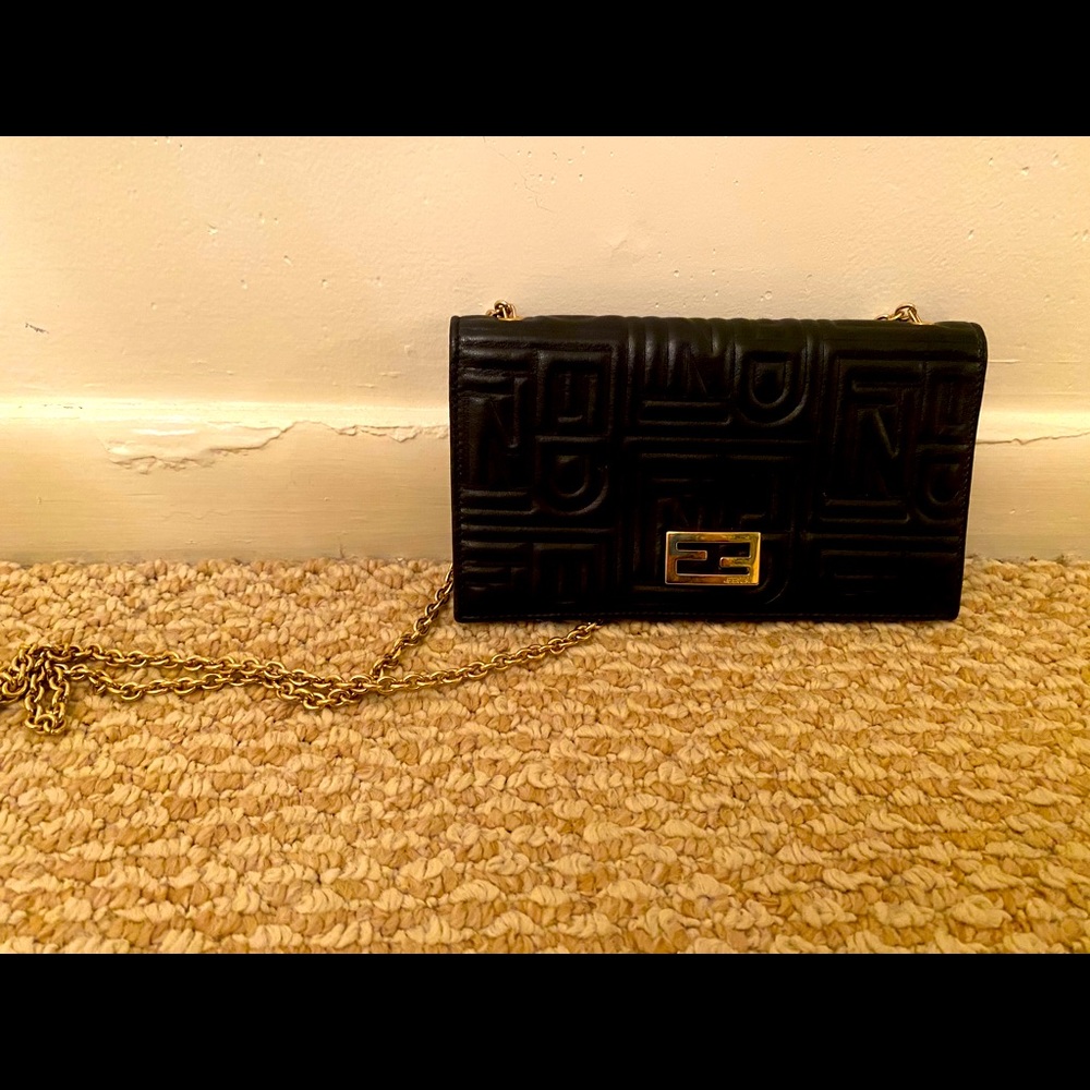 Fendi wallet on chain